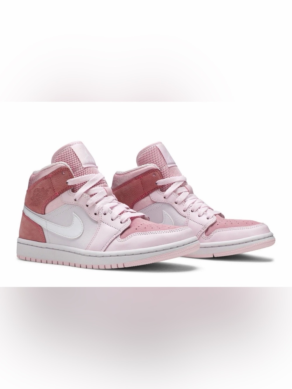Air Jordan Women’s 1 Mid Digital Pink 
Size: 7